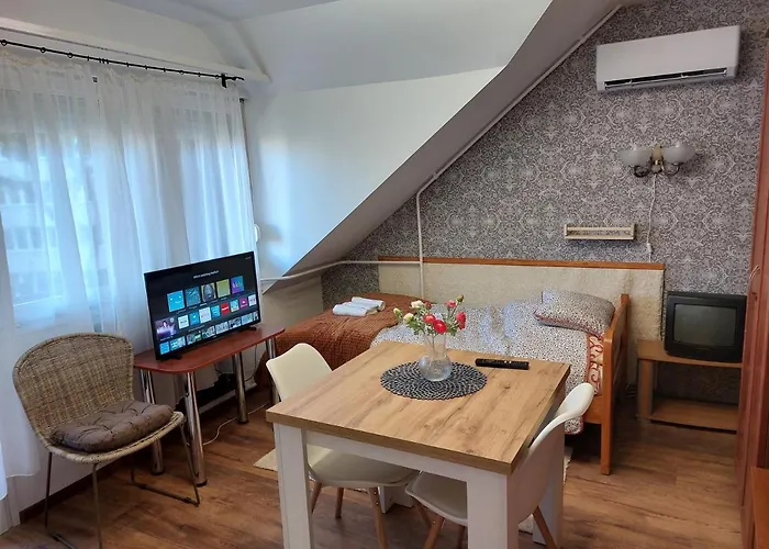 Summer House * Debrecen